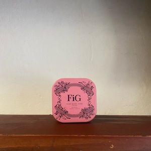 Henri Bendel travel side Fig Candle